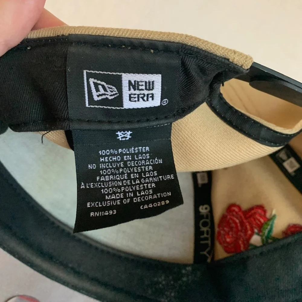 New Era LA Dodgers 9FORTY Snapback Hat Tan Black Rose Side Patch Baseball - Picture 5 of 5